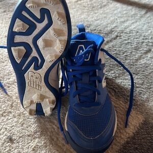 New Balance baseball cleats
